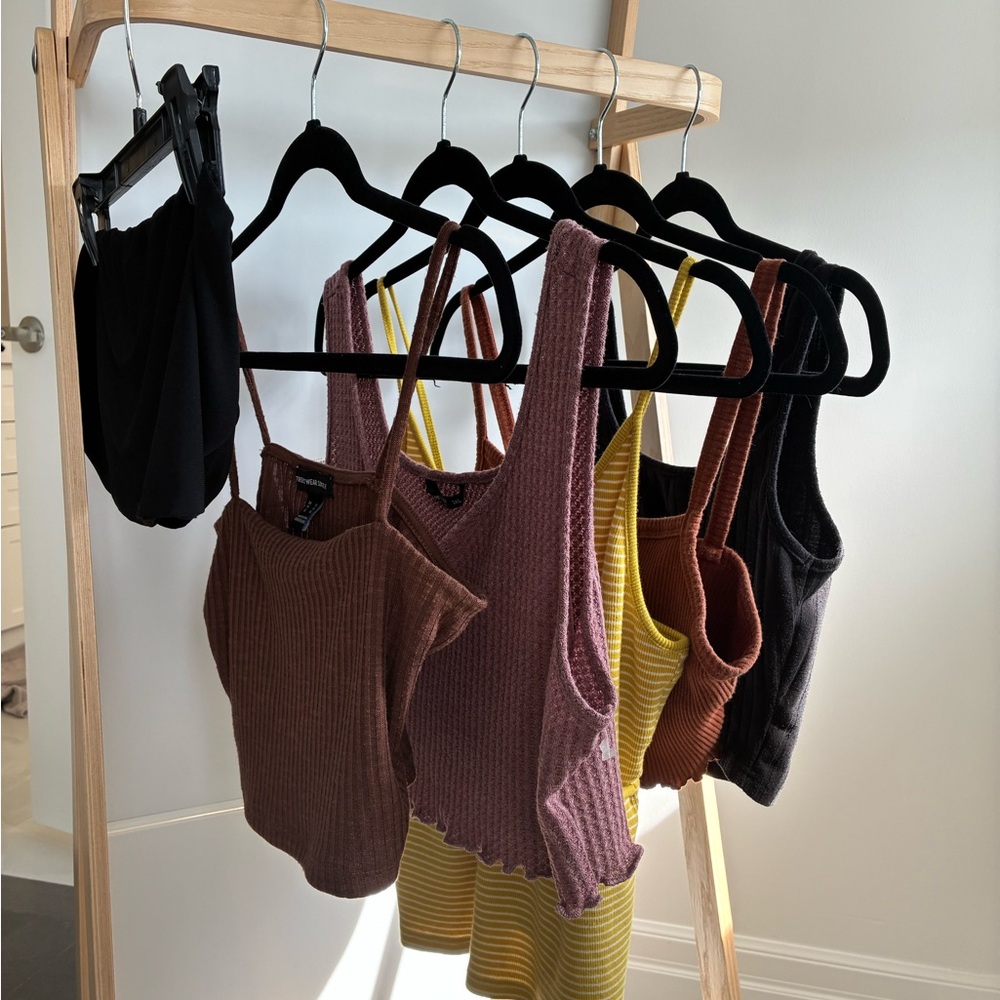 Summer lot - tanks and tube tops. L - 3 XL